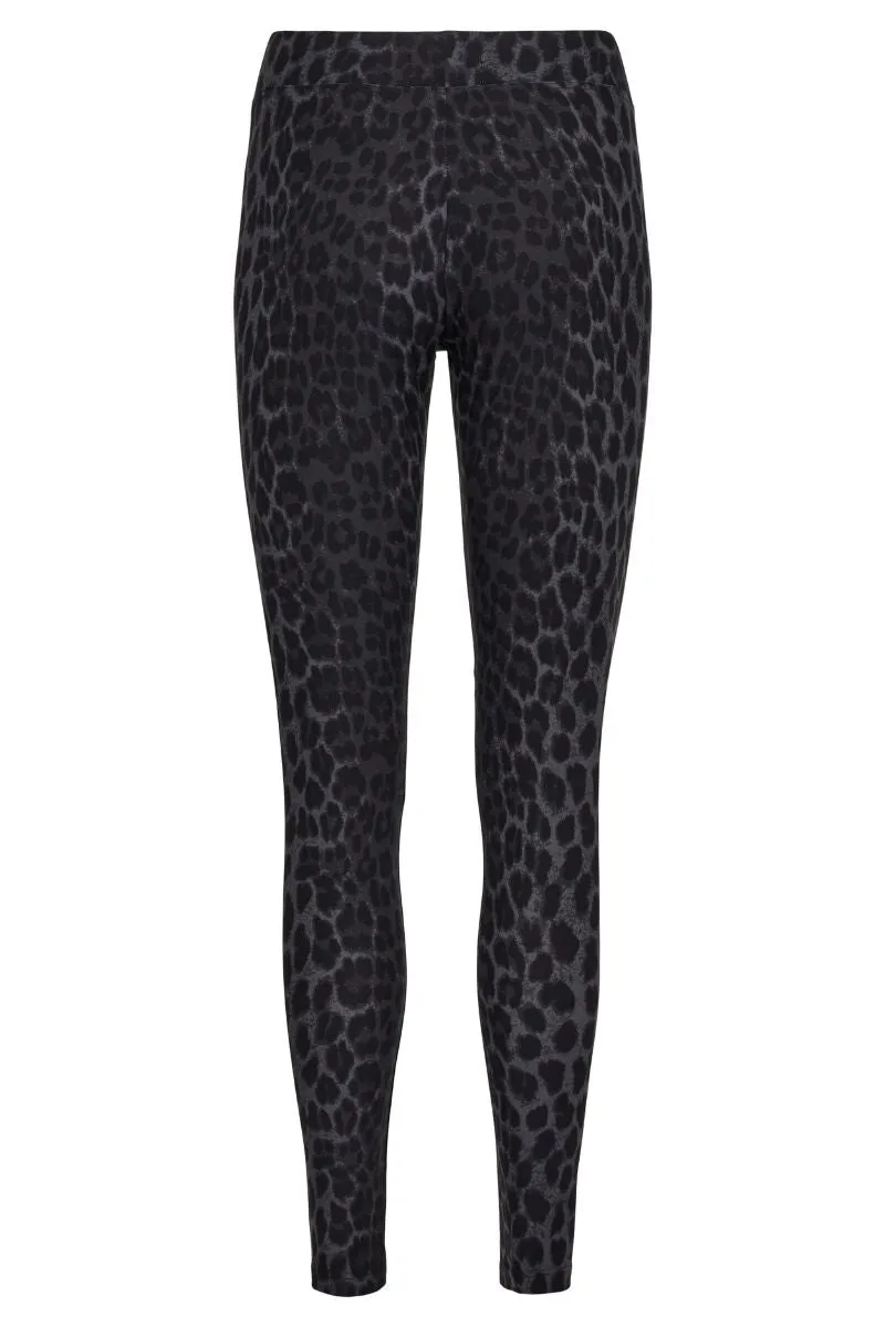 Alma Leggings | Deep Dark Grey Leo | Leggings fra Liberté