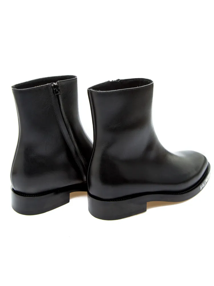 Balenciaga Leather Half Boot | Credomen