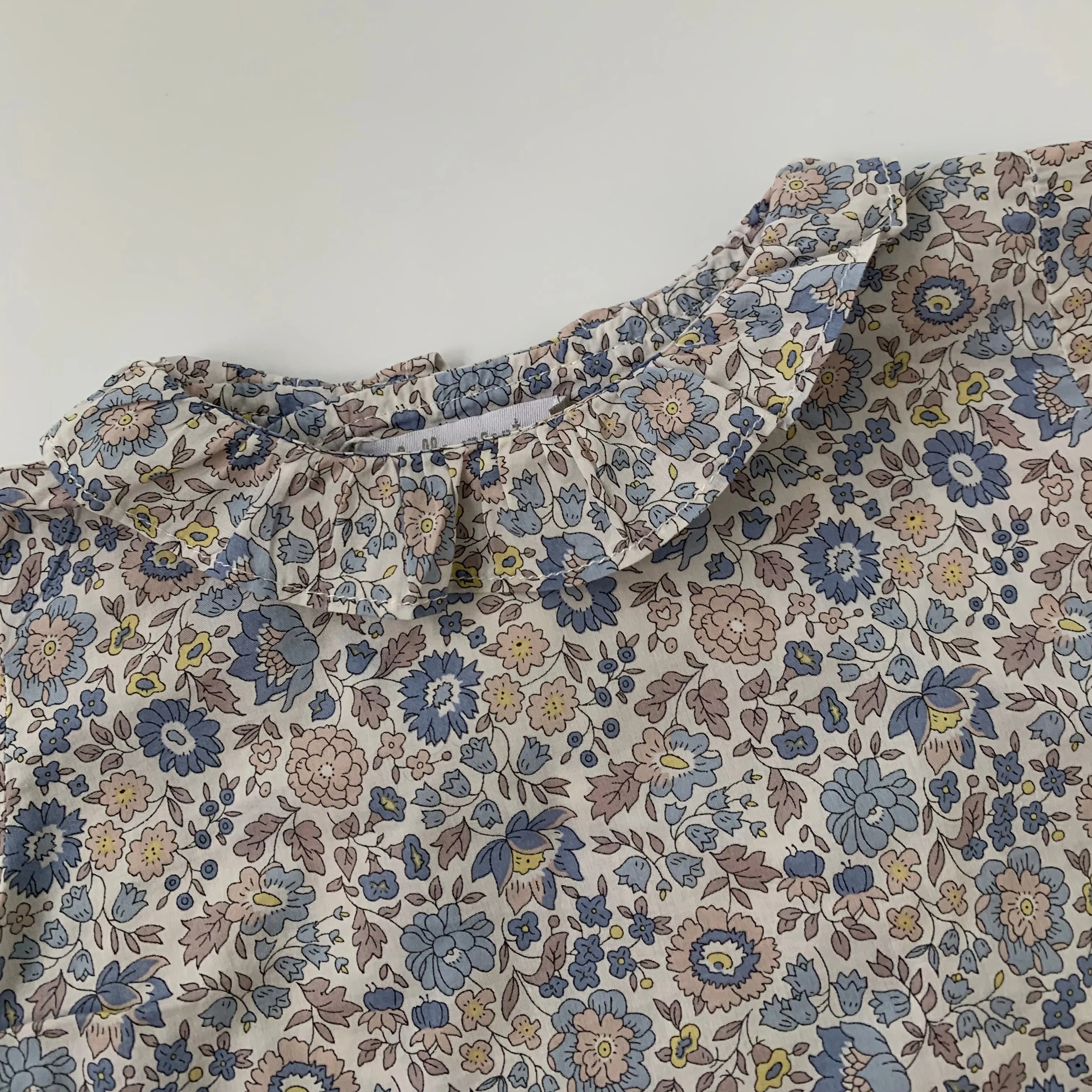 Belle Enfant Blue D'Anjo Liberty Print Blouse: 6-12 Months