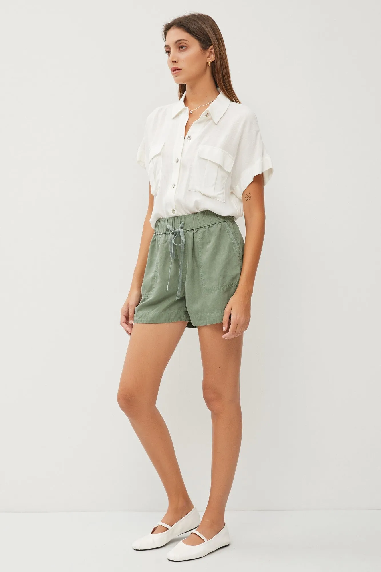 DRAWSTRING TENCEL SHORTS