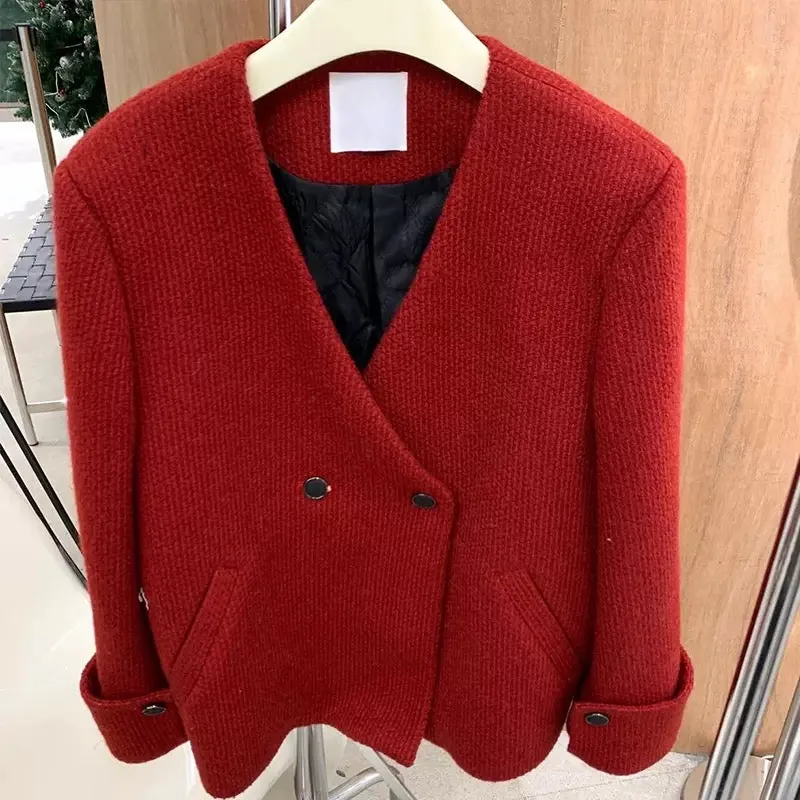 High-end temperament red suit v-neck woolen coat for women small fragrance loose slimming chic sweater coat trendy T9497