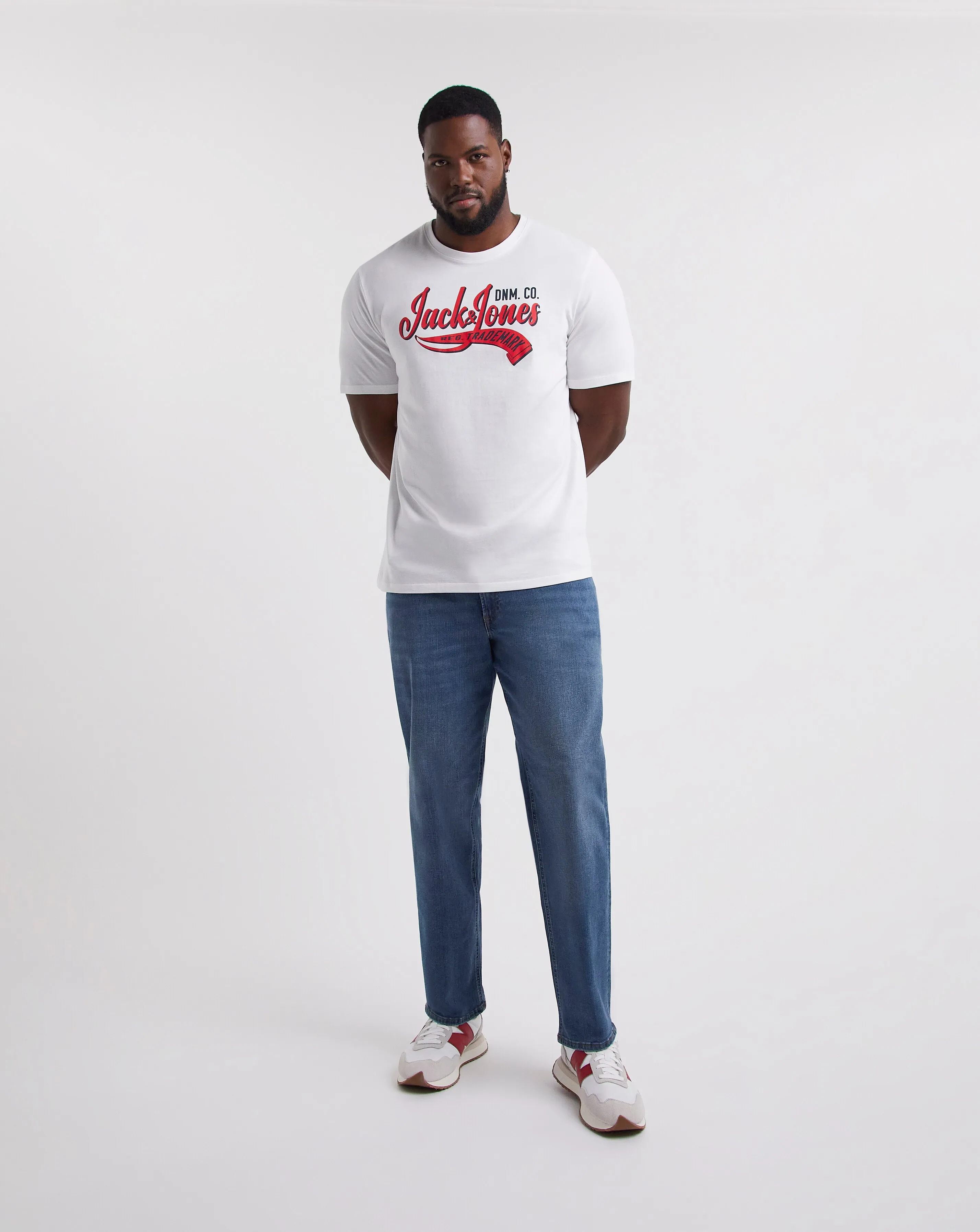 Jack & Jones Loose Tapered Fit Mike Jeans in Mid Blue