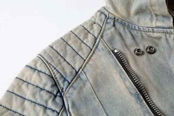 Jeans jacket with faded hood with padding shoulders