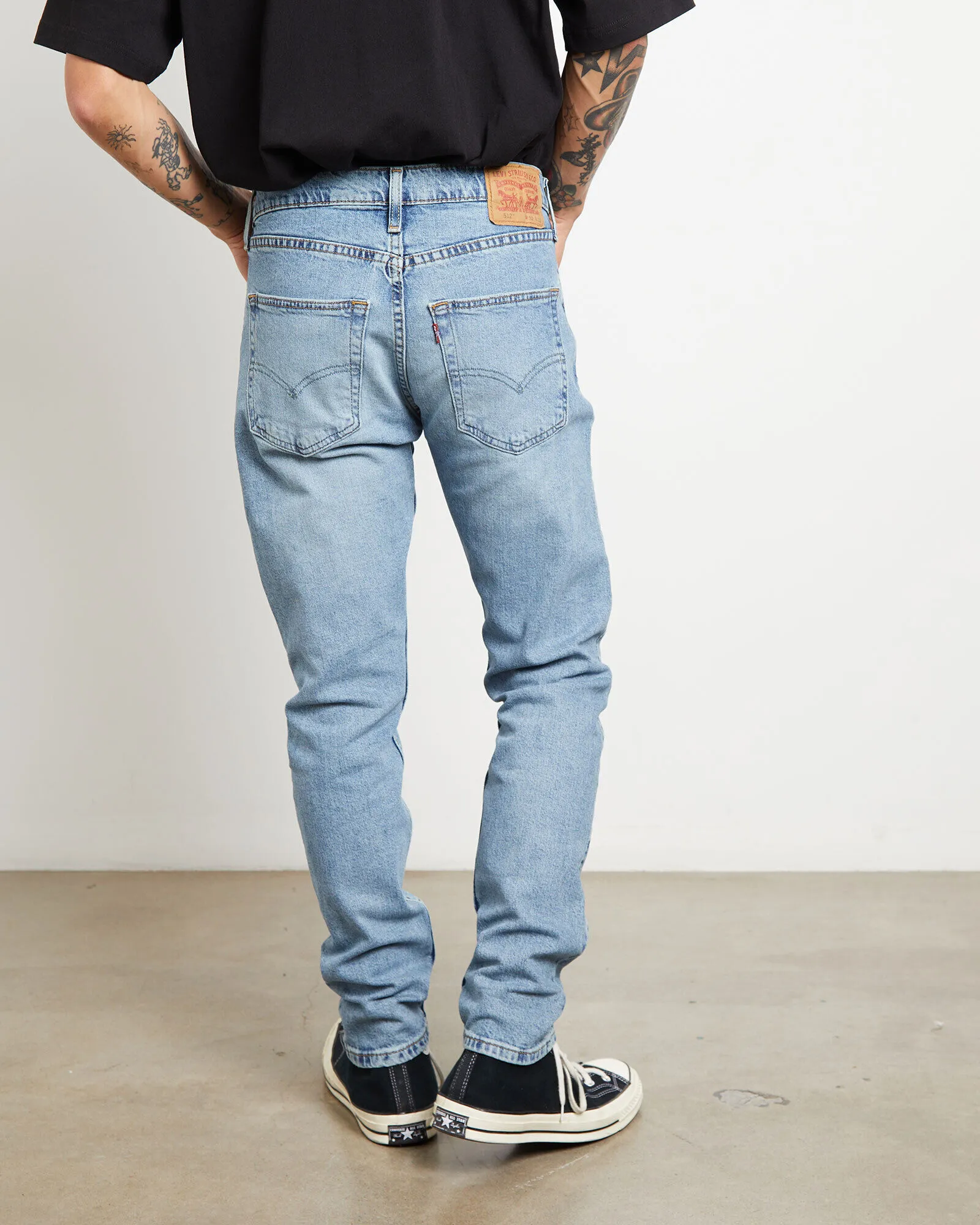 Levis 512 Slim Taper Denim Jeans in Nightshine Blue