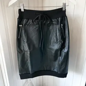 Mila Vegan Skirt