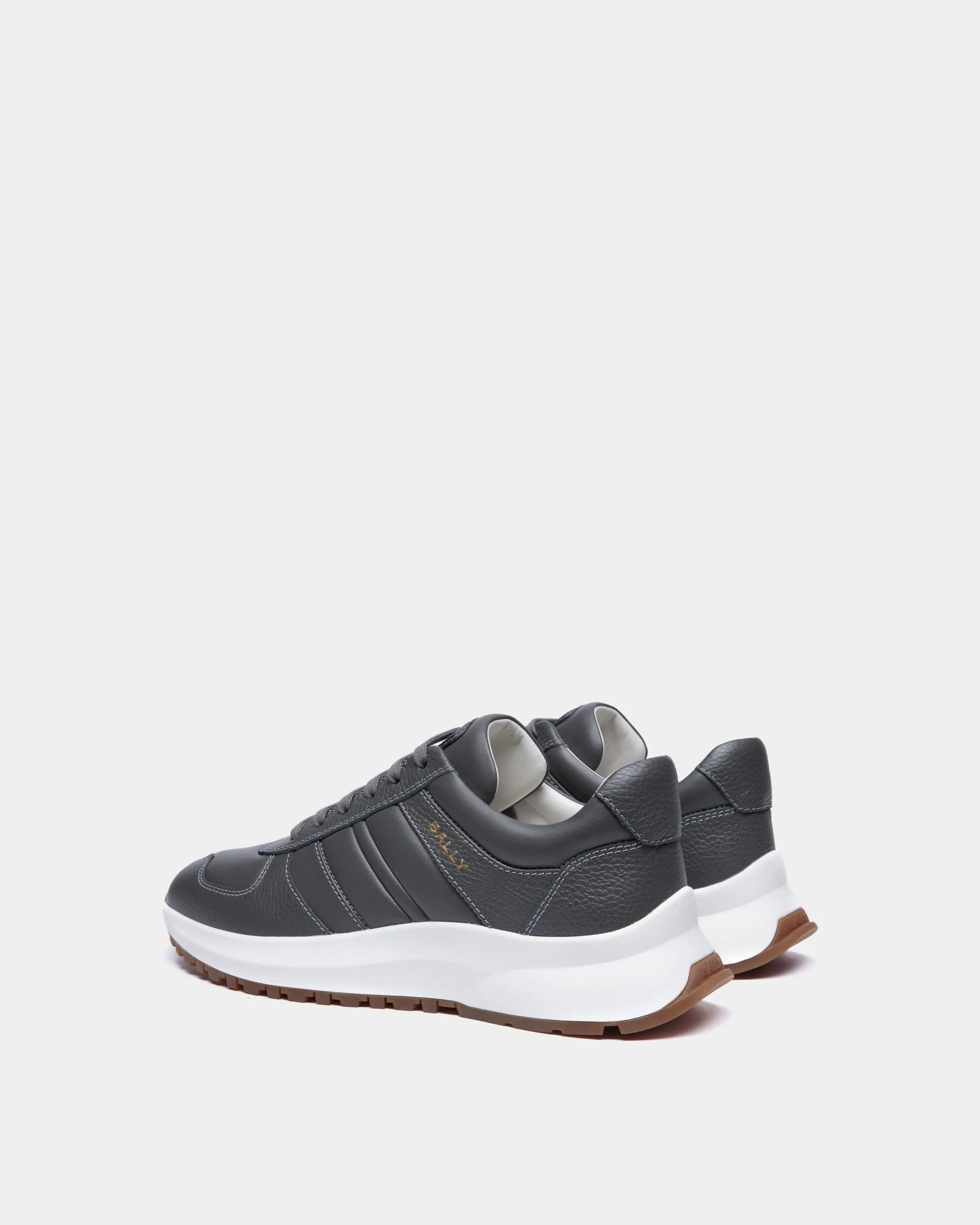 Outline Sneaker In Grey Grained Leather