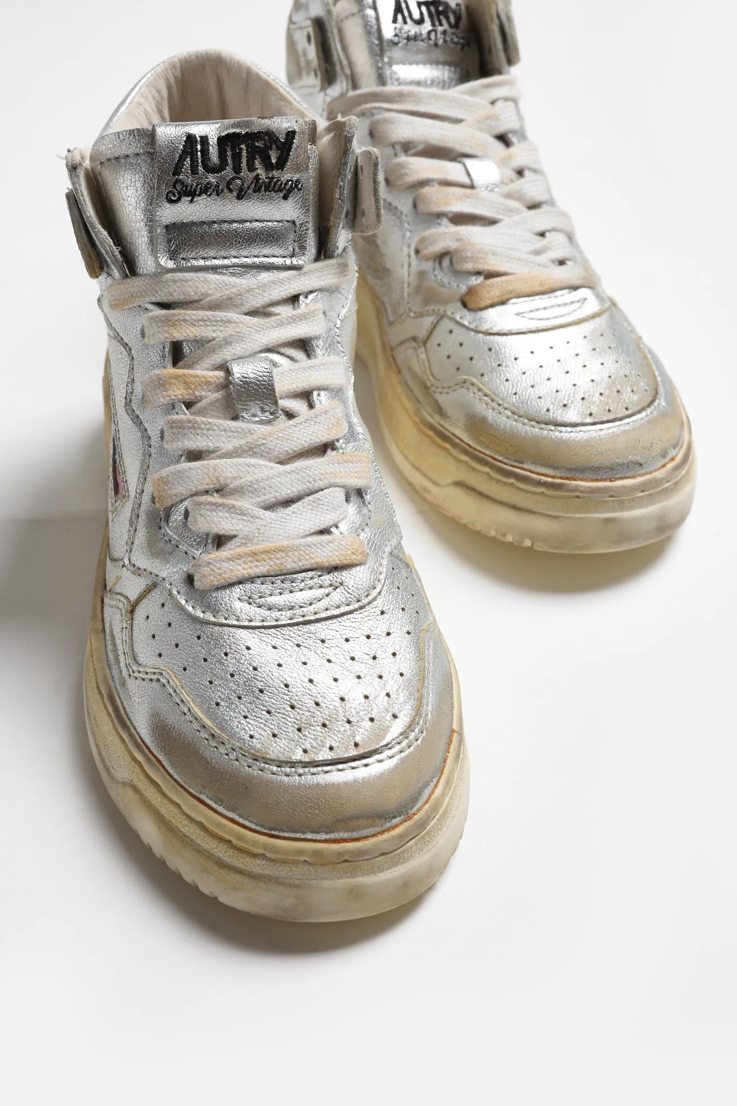 Sneaker Super Vintage Mid in Silber